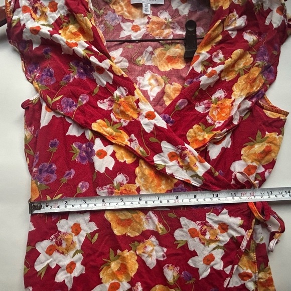 & Other Stories Floral Wrap Dress Red  Flower pattern Size 4 Los Angeles - Picture 9 of 10
